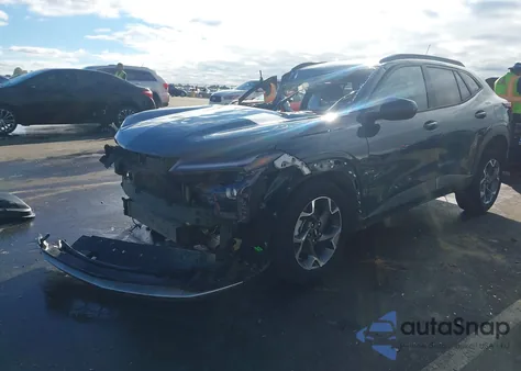 2025 Chevrolet Trax Fwd Lt z USA, uszkodzony, nr VIN KL77LHEP3SC119458